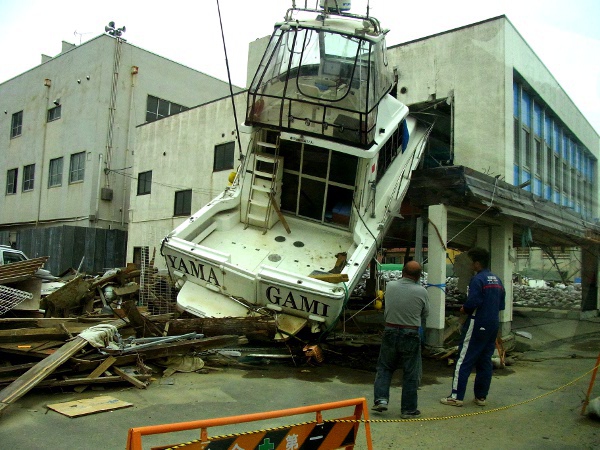 宮城県へ被災地支援（2011.05.10）