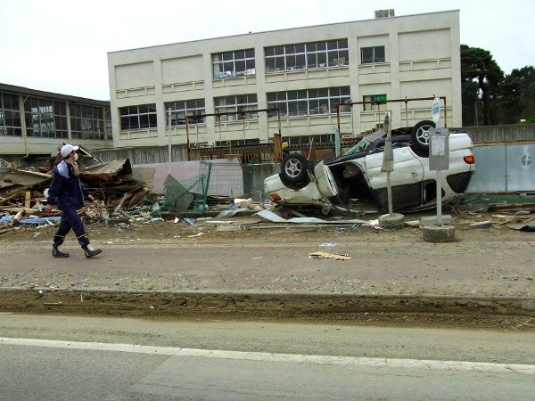 宮城県へ被災地支援（2011.05.10）