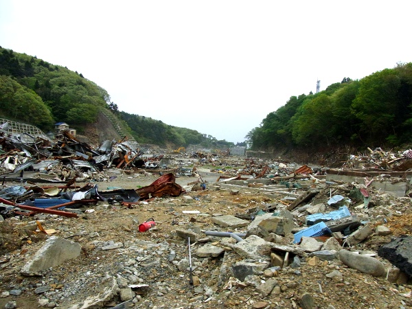 宮城県へ被災地支援（2011.05.10）