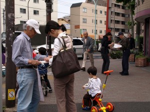 日本共産党_杉並区議会議員_富田たく_区政報告ニュース_150_写真02（2012年）